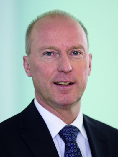 Wirtschaft + Unternehmen: Schmolz+Bickenbach: Führungsriege wieder komplett Wirtschaft + Unternehmen: Schmolz+Bickenbach: Führungsriege wieder komplett